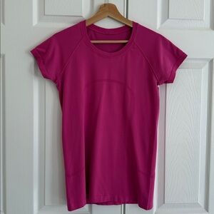 Lululemon Swiftly Tech Short Sleeved Shirt 2.0